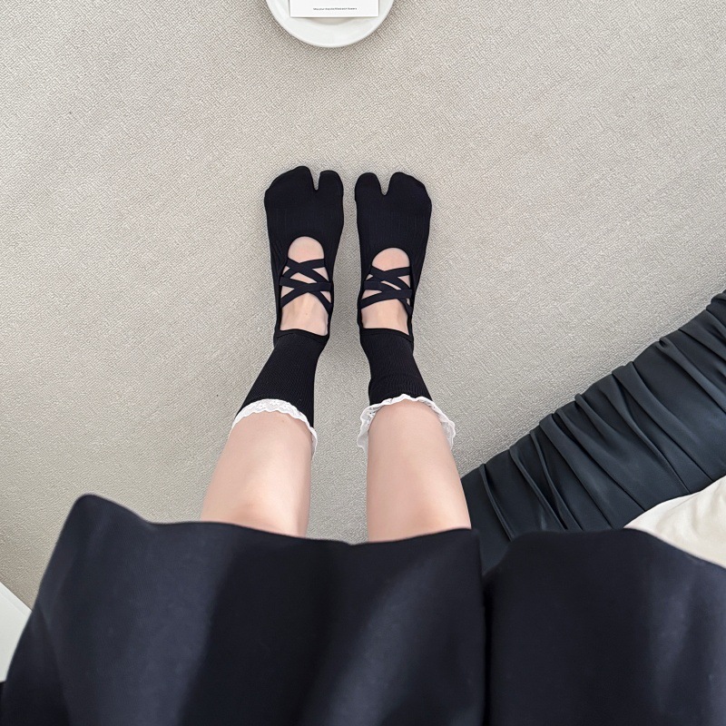 Yoga-Socken mit Spitzenbesatz  – Pilates & Yoga Studio Alineacion Bewertung und Preis