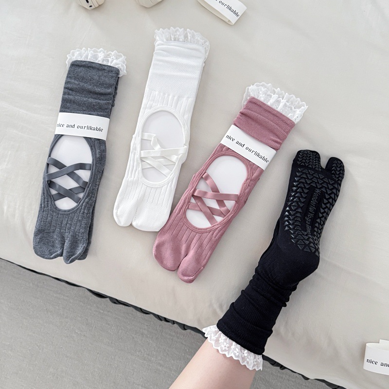Yoga-Socken mit Spitzenbesatz  – Pilates & Yoga Studio Alineacion Bewertung und Preis